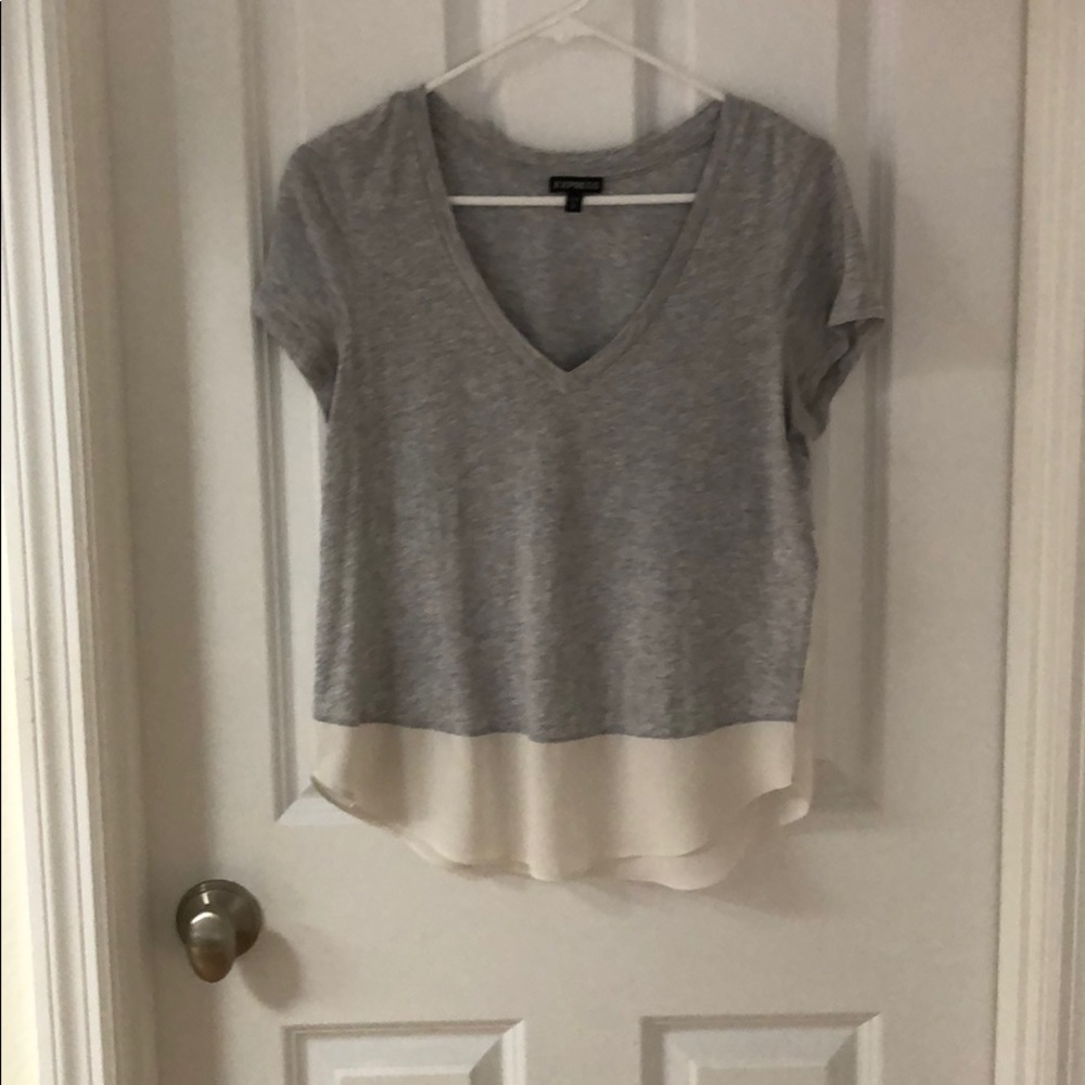 ❌SOLD❌Express mixed material V-neck tee